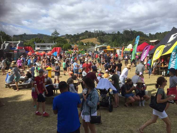 Cooks Beach Summer Gala