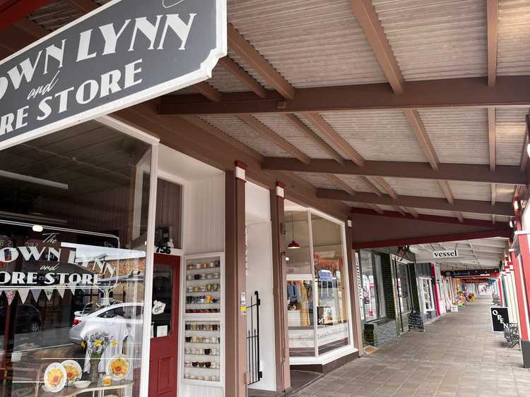 Grahamstown Thames v2