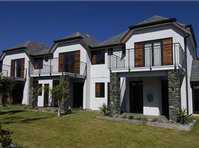 click here for more information Lakes Resort :: click here for more information