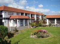 click here for more information Avalon Motel :: click here for more information