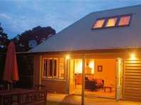 click here for more information Driving Creek Villas :: click here for more information