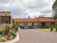 click here for more information Aotearoa Lodge :: click here for more information