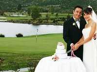 click here for more information Lakes Resort :: click here for more information