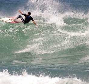 Onemana surf, Whangamata