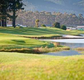 3rd green 4th fairway