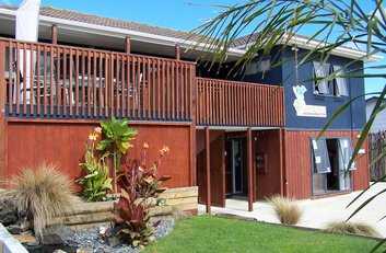 Backpacker building