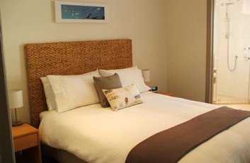 Queen Bedrooms