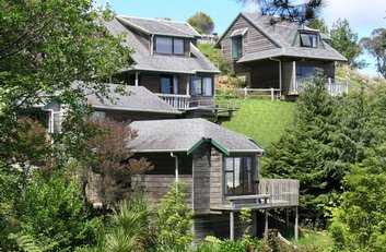 Chalet Accommodation in Thames