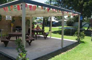 BBQ & Outdoor Dining