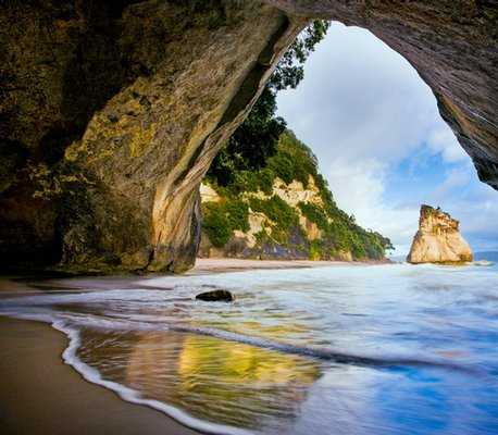 Cathedral Cove, Coromandel, New Zealand