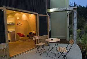 Coromandel Colonial Cottages Motel